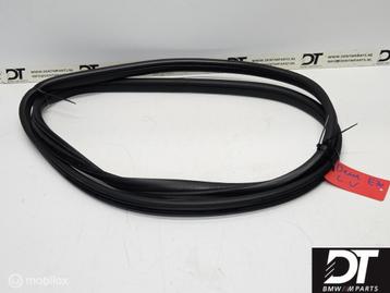 Deurrubber voor BMW X5 E70 51767220381 beschikbaar voor biedingen