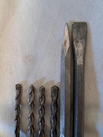 Boren en beitels voor breekhamer  beschikbaar voor biedingen