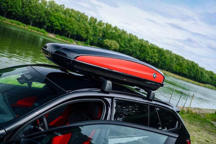 STIJLVOL OP REIS. DE BMW MANIER., Auto diversen, Dakkoffers, Nieuw, Ophalen of Verzenden