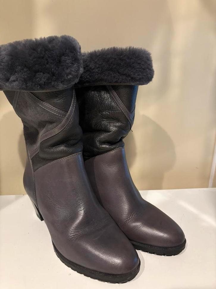 Vintage lederen laarzen met schapenwol (39)-NIEUW, Kleding | Dames, Schoenen, Nieuw, Grijs, Ophalen of Verzenden