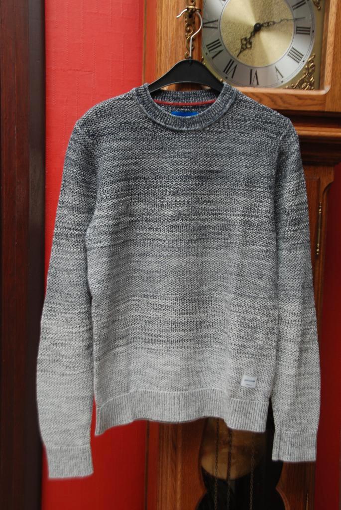 Truien voor heren Maat M Zeer goede staat voor €8 per stuk!, Kleding | Heren, Truien en Vesten, Zo goed als nieuw, Maat 48/50 (M)