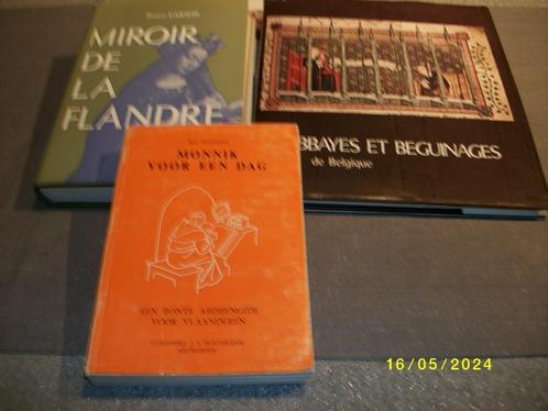 3 livres sur les abbayes, Livres, Histoire & Politique, Utilisé, Enlèvement ou Envoi