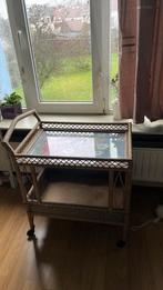 Osier table, Enlèvement