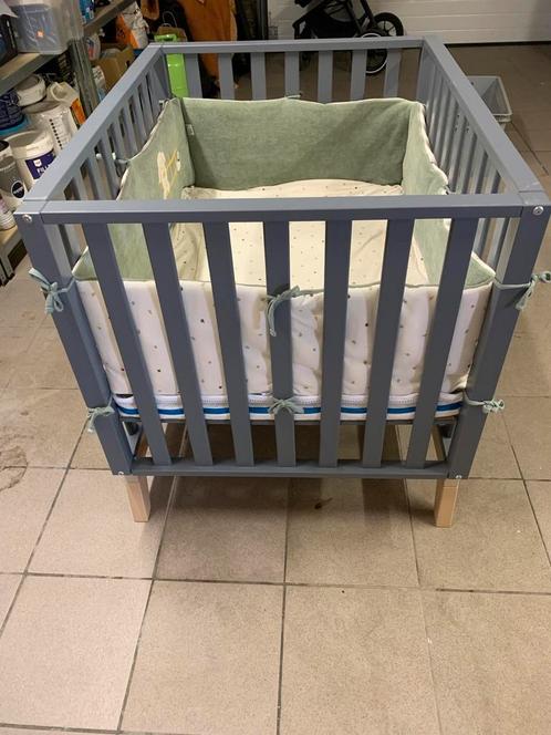 Quax grijs verstelbaar babypark met 3 posities, Kinderen en Baby's, Babyparken, Zo goed als nieuw, Rechthoekig, In hoogte verstelbaar