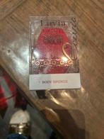Luvia bosy sponge, Bijoux, Sacs & Beauté, Beauté | Cosmétiques & Maquillage, Enlèvement ou Envoi, Neuf