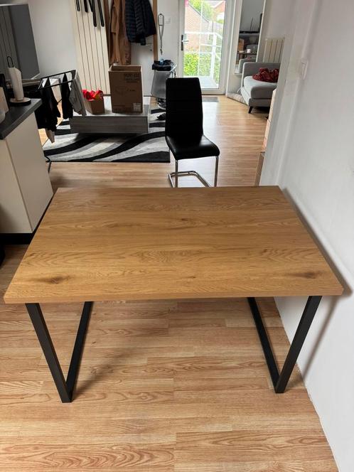 Moderne Eettafel Massief Hout met Zwart Metalen Frame, Huis en Inrichting, Tafels | Eettafels, Zo goed als nieuw, Ophalen