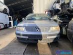 VW PASSAT 3B2 grijs LB7Z Motorkap 1996-2001, Auto-onderdelen, Gebruikt, Volkswagen, Motorkap