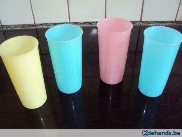Tupperware,4 retro mini- bekertjes pastel kleuren*Sixties*, Ophalen of Verzenden