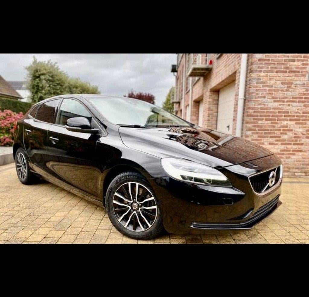 Volvo V40 2.0 D2 Business – Automaat – 2019 – Zeer zuinig!, Auto's, Volvo, Leder en Stof, Zwart, Diesel, 5 deurs