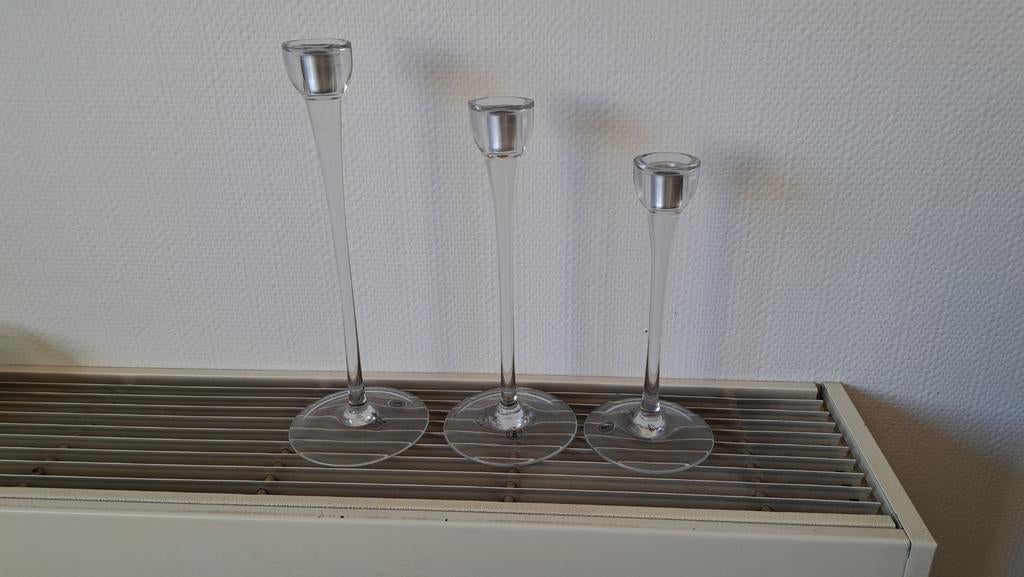 Kandelaars ikea, Enlèvement