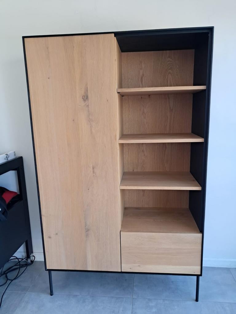 Design eetkamer kast, Ophalen