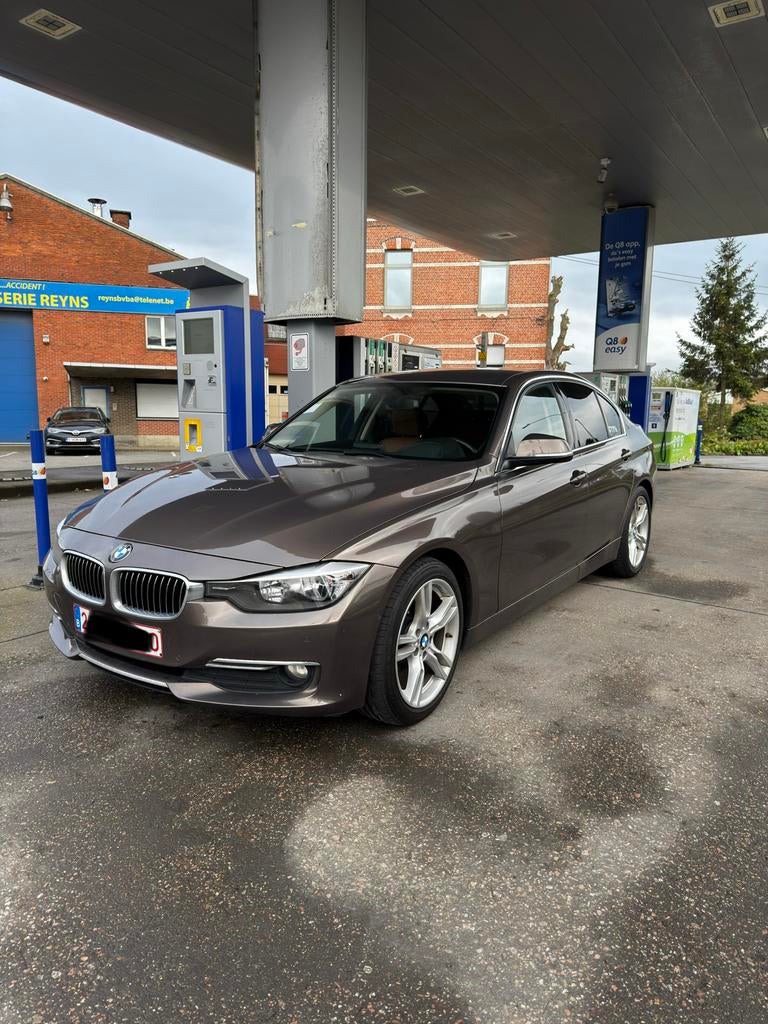 Te koop bmw 320I, Auto's, Automaat, Achterwielaandrijving, Bruin, Bruin
