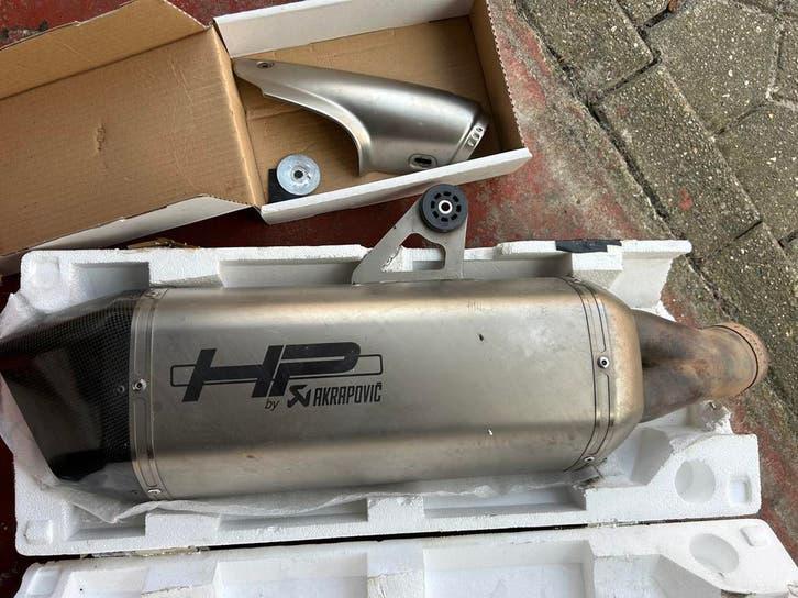 HP Akrapovic, Motoren, Ophalen, Gebruikt