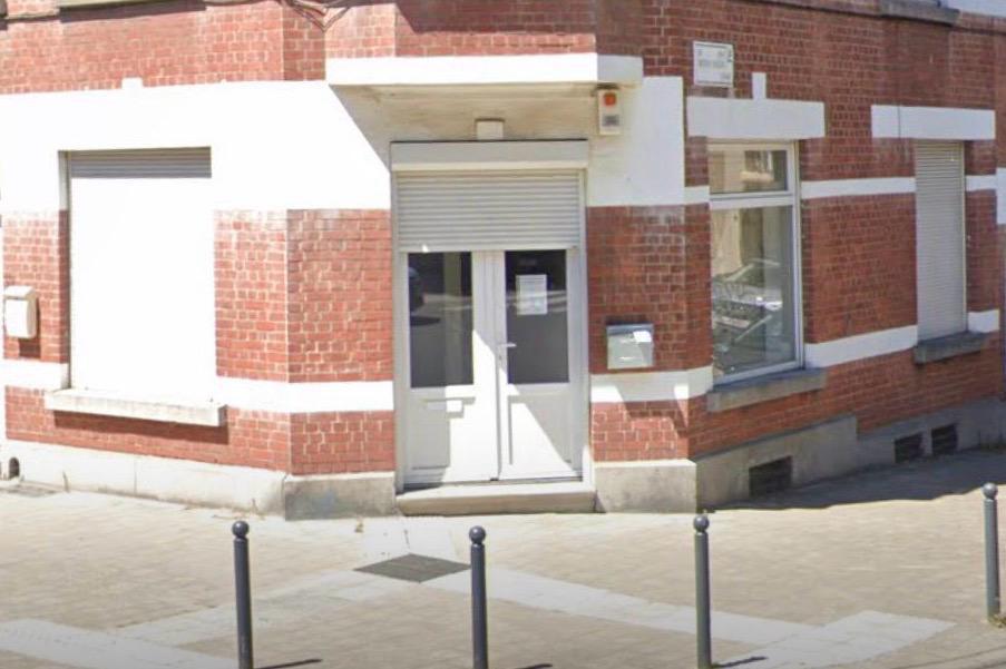 Bureau / Local professionnel à louer 50 m² 900€ eau comprise, Immo