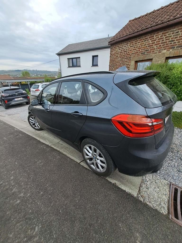 BMW 218D active tourer de 2018, Argent ou Gris, Achat, Carnet d'entretien, Commande vocale