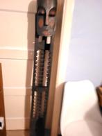 Afrikaans houten beeld, Enlèvement, CD