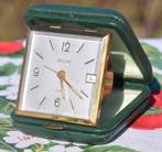 reveil de voyage avec dateur deluxe boitier vert graineux, Antiquités & Art, Enlèvement ou Envoi