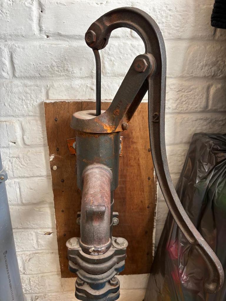 Pompe a eau manuel, Jardin & Terrasse, Pompes à eau, Enlèvement, Utilisé