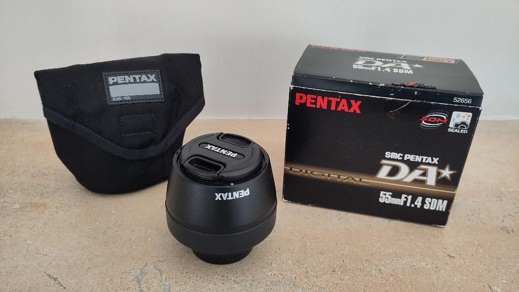 [VDS] Pentax DA* 55mm f/1.4 SDM - Uitzonderlijke staat, Ophalen of Verzenden, Zo goed als nieuw, Standaardlens