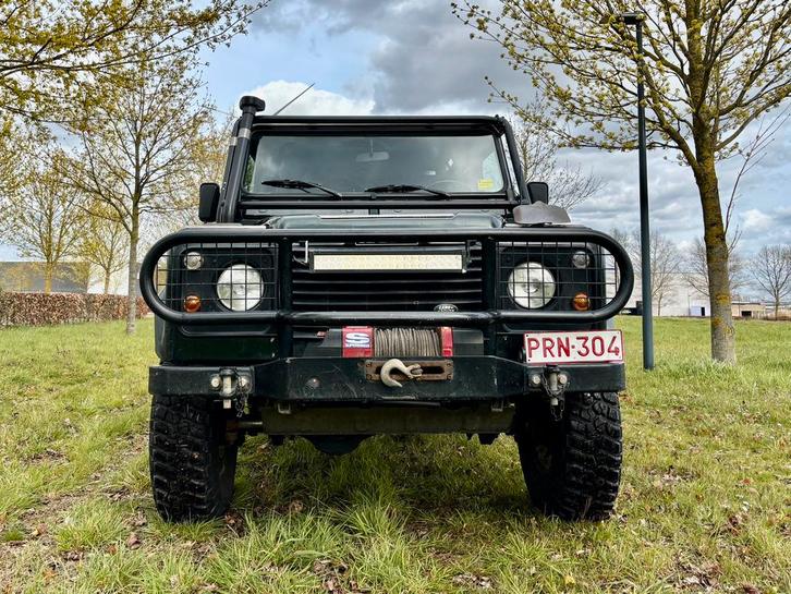 Landrover Defender 110 lichte vracht, Autos, Land Rover, Particulier, 4x4, Defender, Diesel, SUV ou Tout-terrain, 5 portes, Boîte manuelle