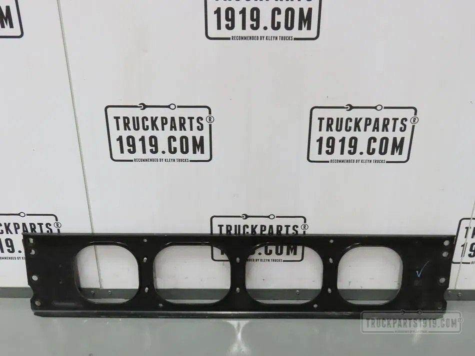 Volvo 21825532 Dwarsligger voorzijde, Auto-onderdelen, Vrachtwagen-onderdelen, Gebruikt, Ophalen