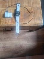 Montre connectée neuve jamais porté en blanc et en noir, Neuf, Watch 7, Niveau de stress, Enlèvement