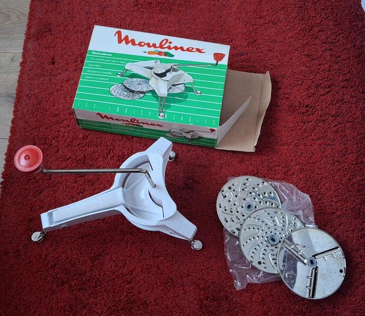 MOULI JULIENNE CHOPPER VAN MOULINEX, Antiek en Kunst, Antiek | Keukengerei, Ophalen of Verzenden