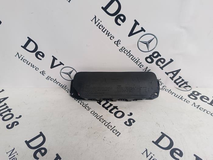 Airbag genou d'un Mercedes GLC-Klasse, Autos : Pièces & Accessoires, Autres pièces automobiles, Mercedes-Benz, Utilisé, 3 mois de garantie