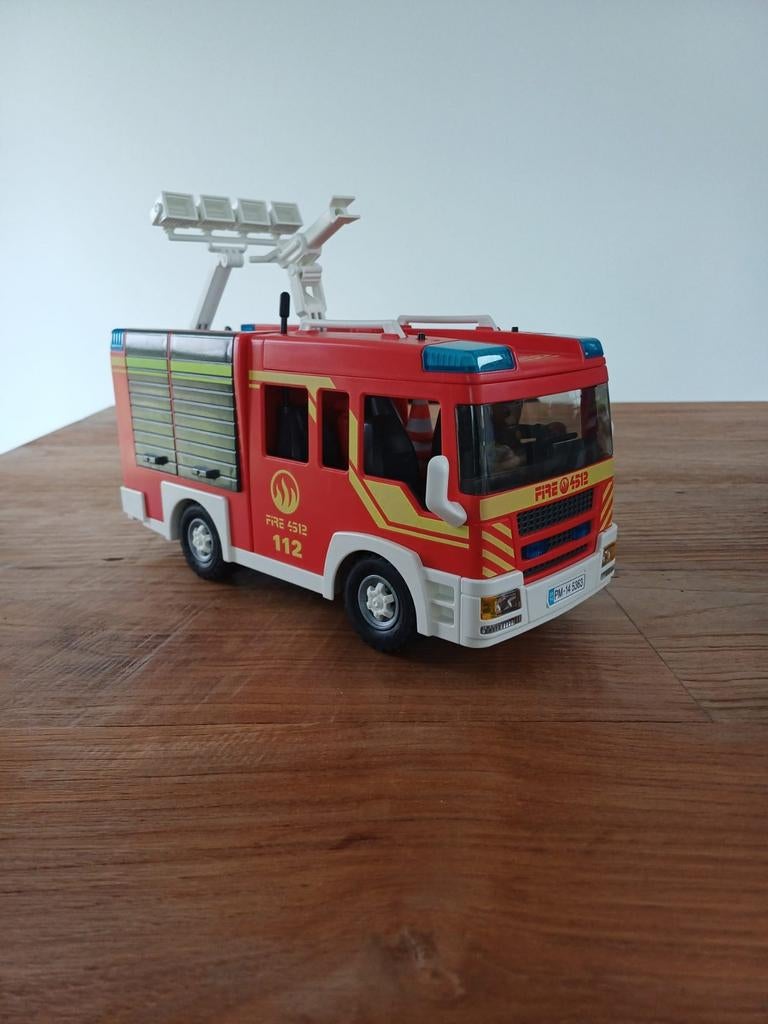 Brandweerwagen Playmobil, Ophalen