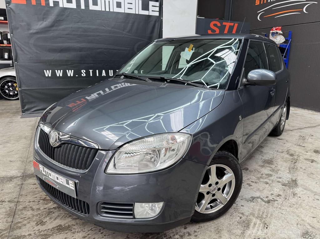 Skoda Fabia 1.4 TDi * GARANTIE 12 MOIS * (bj 2009), Auto's, Stof, Gebruikt, 109 g/km, Bedrijf