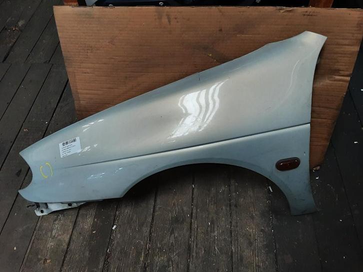 AILE AVANT GAUCHE Renault Megane Break / Grandtour (KA), Autos : Pièces & Accessoires, Carrosserie & Tôlerie, Garde-boue, Renault