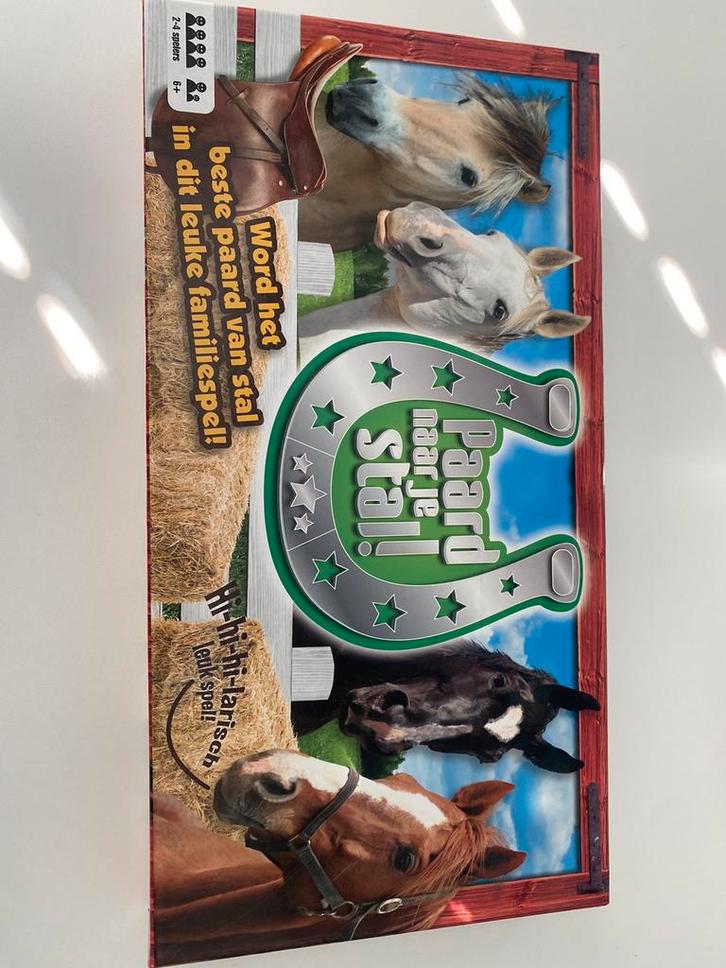 À cheval, à ton écurie !, Hobby & Loisirs créatifs, Jeux de société | Autre, Comme neuf, Enlèvement