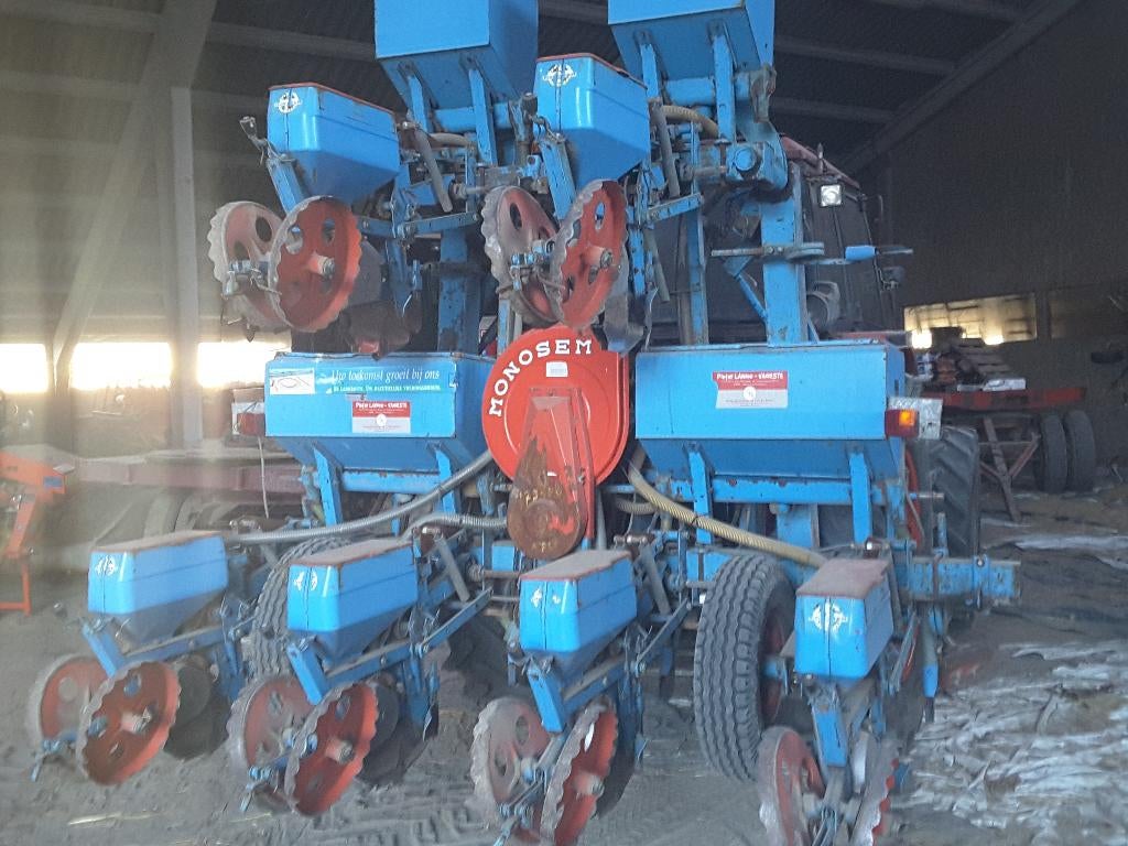 Maisplanter Monosem te koop 6rij met kluitenruimers, Ophalen, Akkerbouw, Zaaien, Planten of Poten