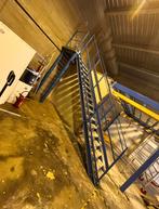 Mezzanine entrepôt Garage, hangar avec escalier, Zakelijke goederen, Ophalen