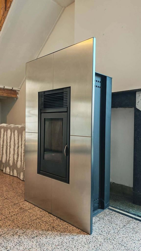 Poêle a pellets MCZ, Enlèvement, Comme neuf