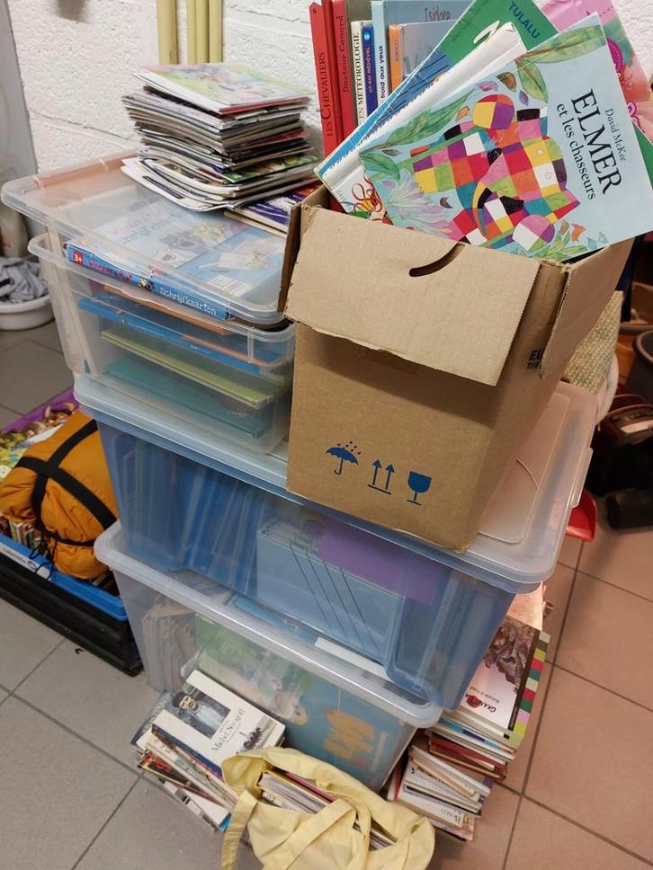 Livres pour enfants, Livres, Partis & Groupements, Enlèvement