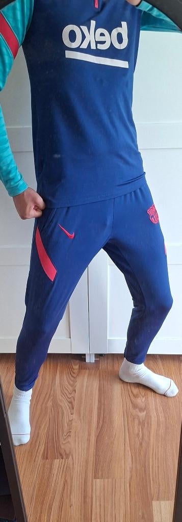 Nike barcalona trainingspak S, Sport en Fitness, Voetbal, Maat S, Verzenden, Gebruikt, Trainingspak