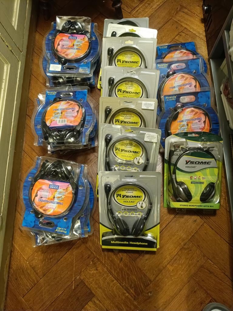 Casque audio  avec micro neuf, Collections