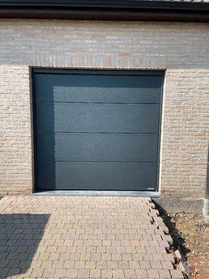Porte de garage sectionnelle Novoferm(Feryn)EN TRÈS BON ÉTAT, Bricolage & Construction, Fenêtres & Moustiquaires, Comme neuf, Porte de garage