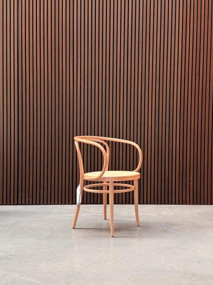 Thonet 209 armstoel, Antiquités & Art, Antiquités | Meubles | Chaises & Canapés, Enlèvement ou Envoi
