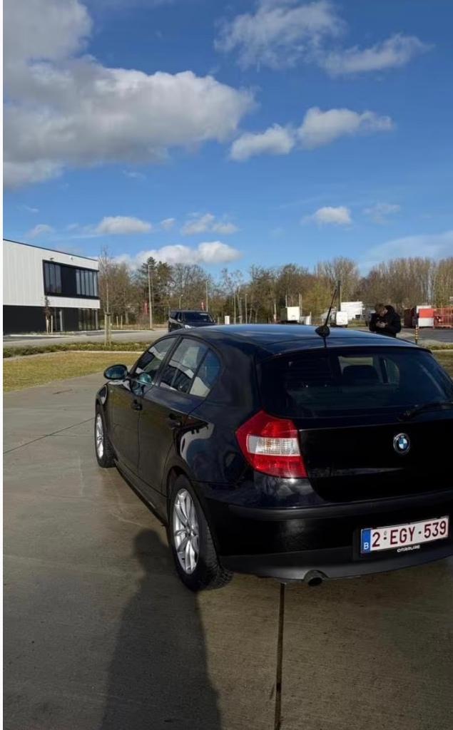 BMW 1  2007, Auto's, BMW, Particulier, 1 Reeks, Benzine, Euro 4, 5 deurs, Handgeschakeld, Zwart, Achterwielaandrijving, Ophalen