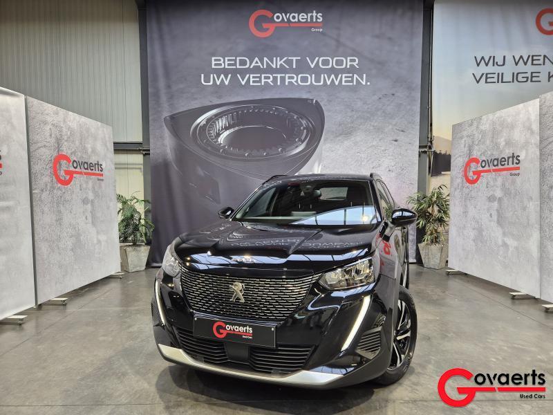 Peugeot 2008 1.2 Turbo Allure Pack 131pk EAT8, Auto's, Automaat, 1199 cc, Parkeerassistent, Zwart