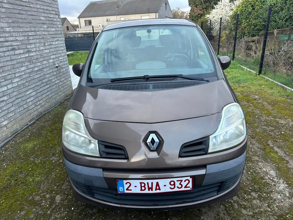 Renault modus 1.2 benzine bj.2012 119.000km 2300 euro, Auto's, Zwart, Bruin, 5 deurs, Particulier