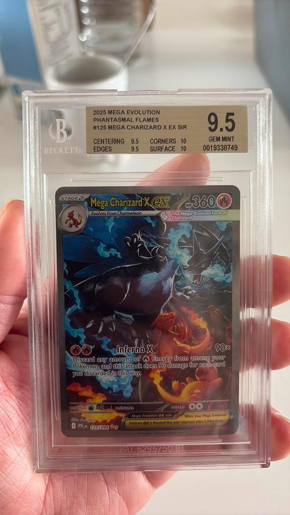 Mega Charizard X ex #125 – BGS 9.5 (Strong Subgrades), Hobby en Vrije tijd, Verzamelkaartspellen | Pokémon, Nieuw, Losse kaart