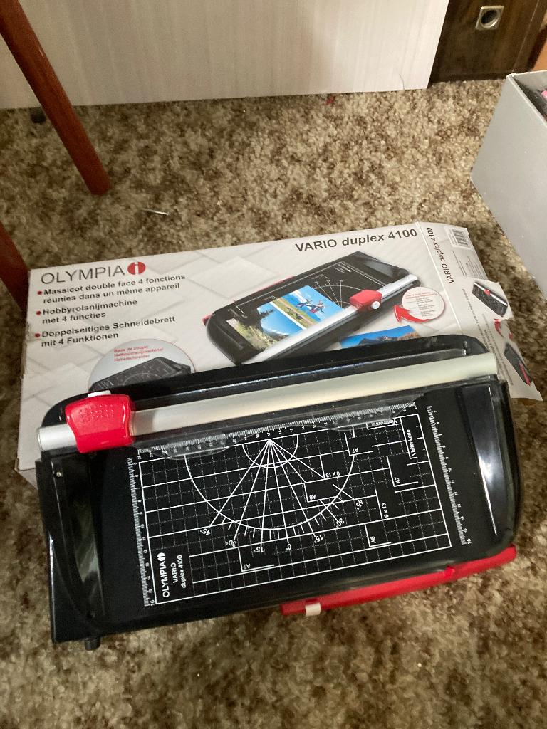 Hobby snijmachine, Hobby en Vrije tijd, Kaarten | Zelfgemaakt, Ophalen, Zo goed als nieuw