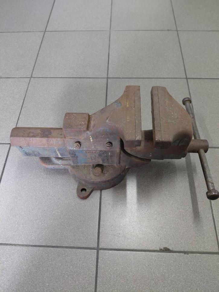 gros étau d'établi et de maintenance pivotant, Bricolage & Construction, Établis, Utilisé, Étau, Enlèvement