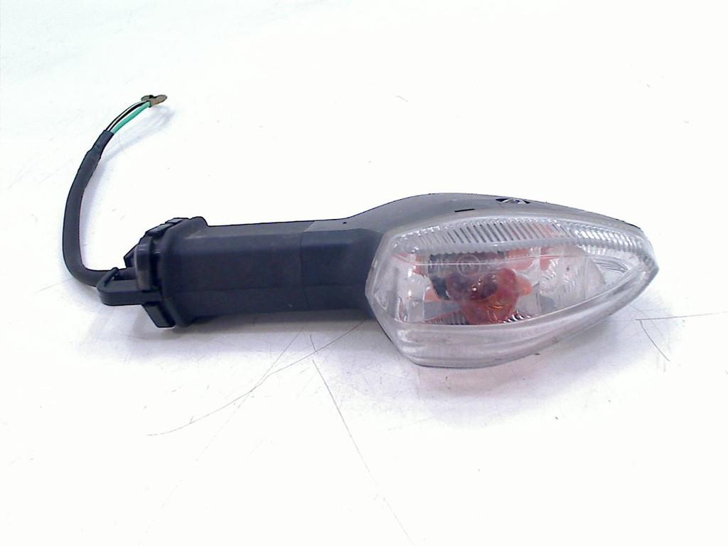 CLIGNOTANT Yamaha YZF R125 2021-2022 (YZF-R125 YZFR125), Dhr. S. di Majo, Utilisé, Info@cama-motorparts.nl, P.J. Troelstraweg 8 8
3144 CX  MAASSLUIS, NL