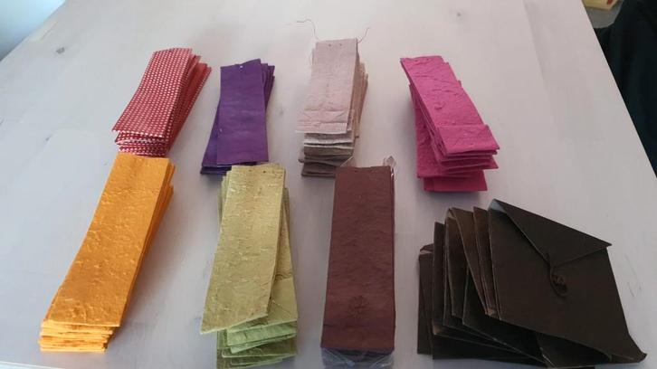 Hoge handgeschepte doosjes collectie UITVERKOOP, Enfants & Bébés, Cadeaux d'accouchement & Assiettes de naissance, Neuf, Cadeau d'accouchement