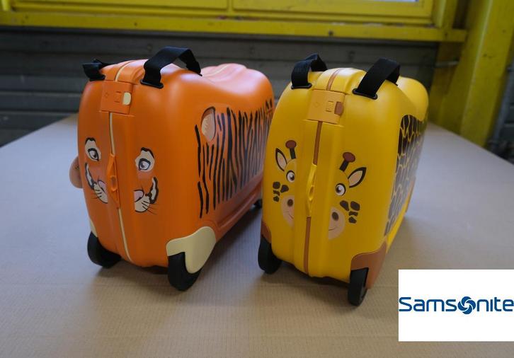 Samsonite Dream Rider Ride-On – Valise enfant NEUVE, Bijoux, Sacs & Beauté, Valises, Neuf, Plastique dur, Roulettes, Enlèvement ou Envoi