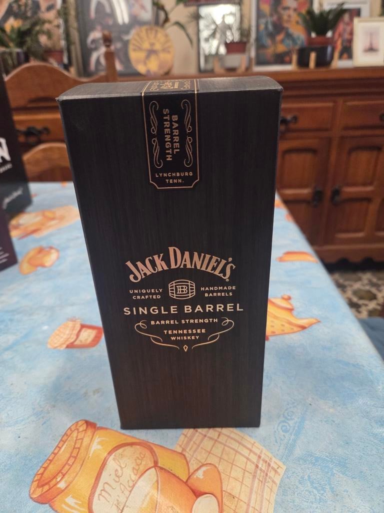 Jack Daniel's Single Barrel 45, Collections, Vins, Neuf, Autres types, Amérique du Nord, Pleine, Enlèvement ou Envoi